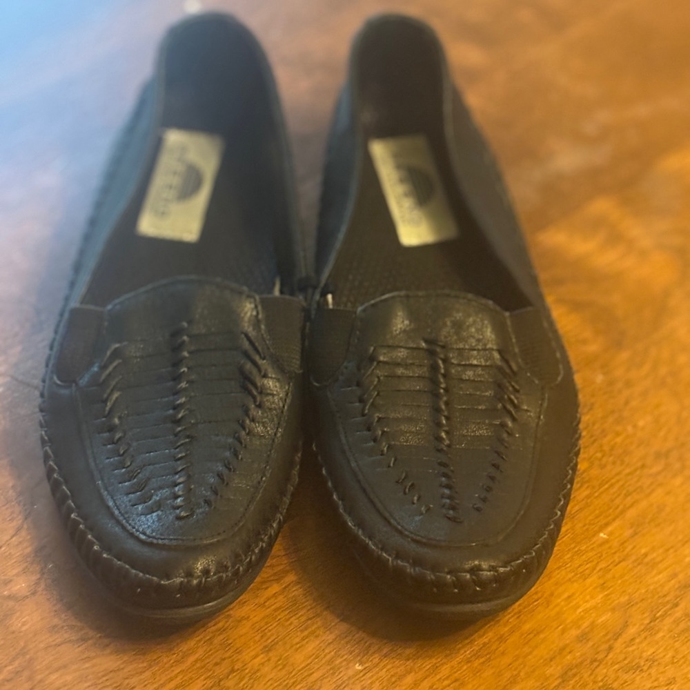 Fresno women’s loafers